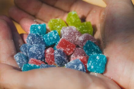 What Is Live Resin in CBD Gummies